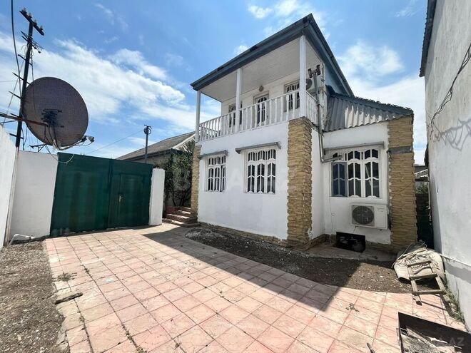 5-комн. дом/дача - пос. Забрат - 180 м² (1)