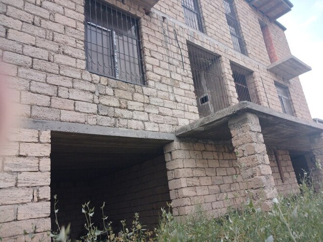 12-комн. дом/дача - пос. Забрат - 700 м² (4)