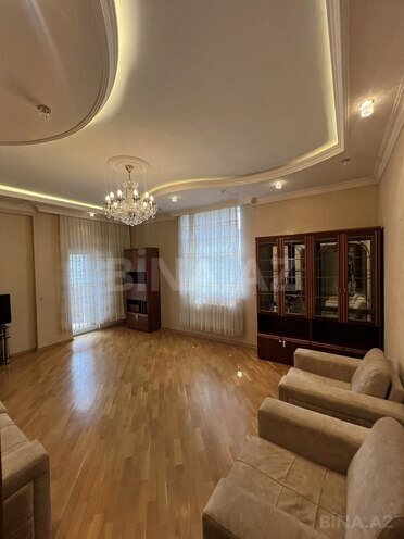 3-комн. новостройка - м. Иншаатчылар - 140 м² (2)