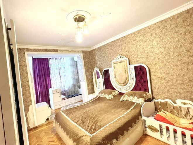 4-комн. вторичка - м. Нефтчиляр - 115 м² (2)