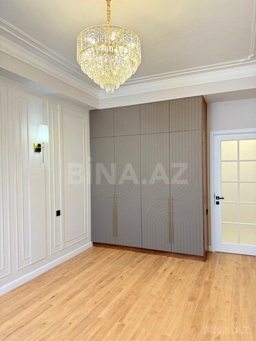 3-комн. новостройка - м. 28 мая - 100 м² (10)