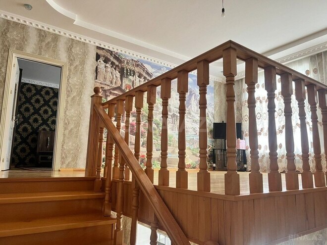 6-комн. дом/дача - пос. Бинагади - 220 м² (20)