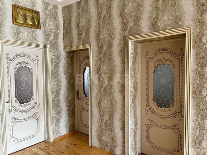 6-комн. дом/дача - пос. Бинагади - 220 м² (1)
