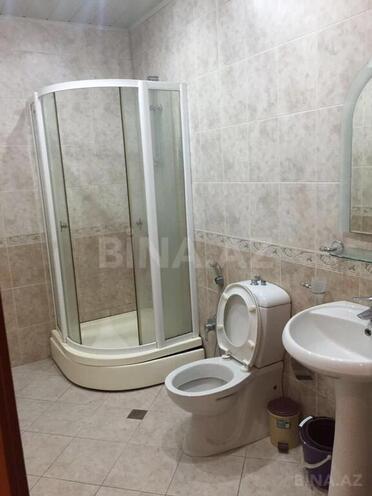 3-комн. новостройка - м. 28 мая - 135 м² (21)