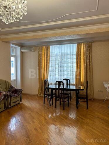 3-комн. новостройка - м. 28 мая - 135 м² (1)