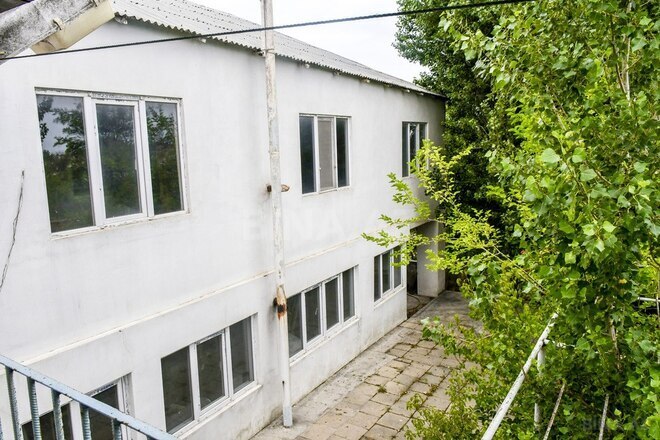 8-комн. дом/дача - пос. Новханы - 380 м² (1)