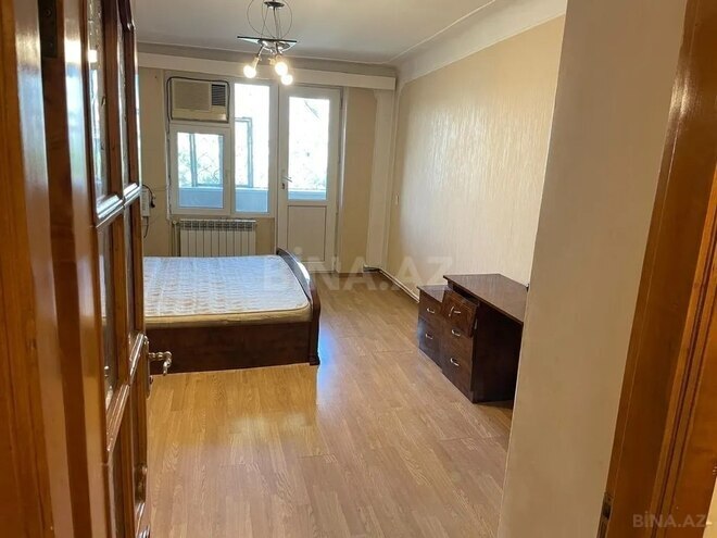 3-комн. вторичка - м. Иншаатчылар - 85 м² (10)