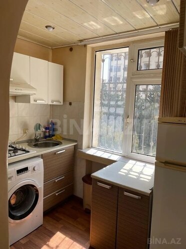 3-комн. вторичка - м. Иншаатчылар - 85 м² (18)