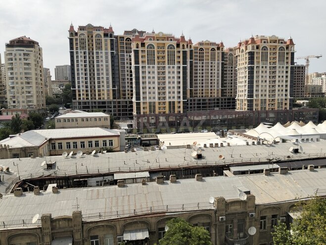 4-комн. новостройка - м. 28 мая - 150 м² (3)