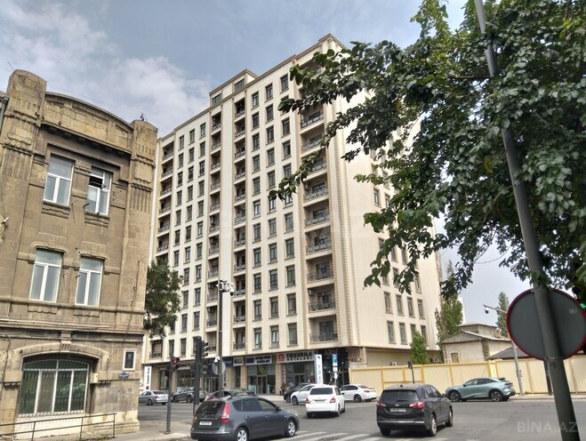 4-комн. новостройка - м. 28 мая - 150 м² (2)