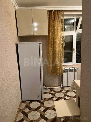 2 otaqlı köhnə tikili - İnşaatçılar m. - 60 m² (5)