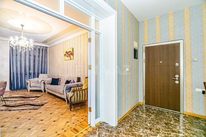 4-комн. вторичка - м. Сахил - 170 м² (22)