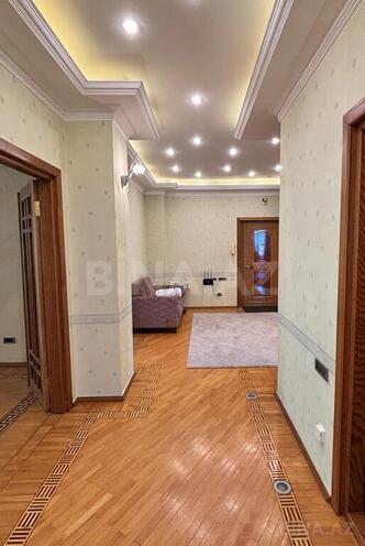 4-комн. новостройка - м. 28 мая - 180 м² (18)