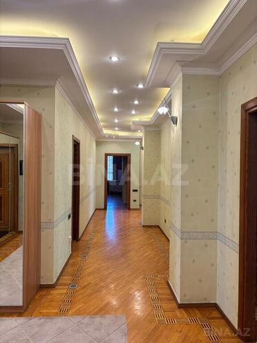 4-комн. новостройка - м. 28 мая - 180 м² (17)