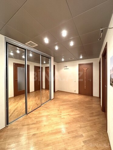 4-комн. новостройка - м. Сахил - 150 м² (22)