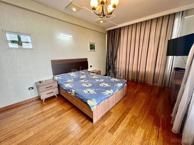 3-комн. новостройка - м. Шах Исмаил Хатаи - 130 м² (8)