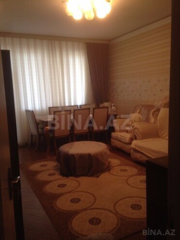 2-комн. новостройка - м. 8 ноября - 82 м² (2)