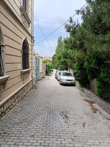 9-комн. дом/дача - м. Ази Асланов - 320 м² (3)