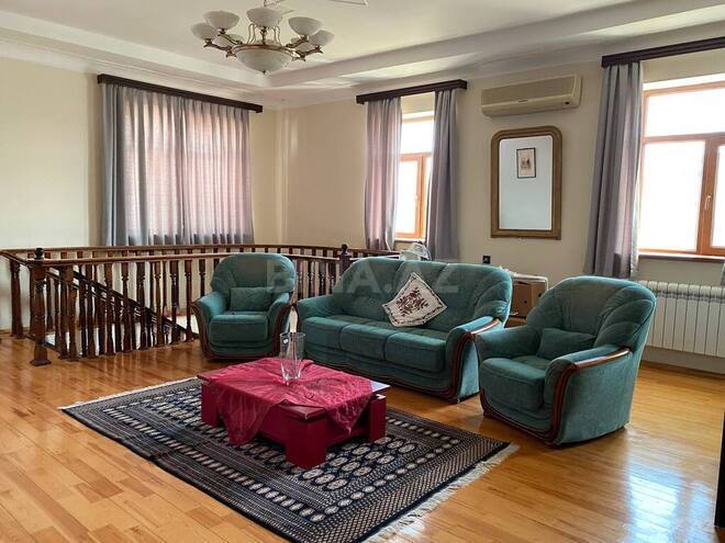 5-комн. дом/дача - пос. Мардакан - 240 м² (1)