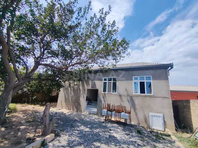 4 otaqlı həyət evi/bağ evi - Binəqədi r. - 150 m² (1)