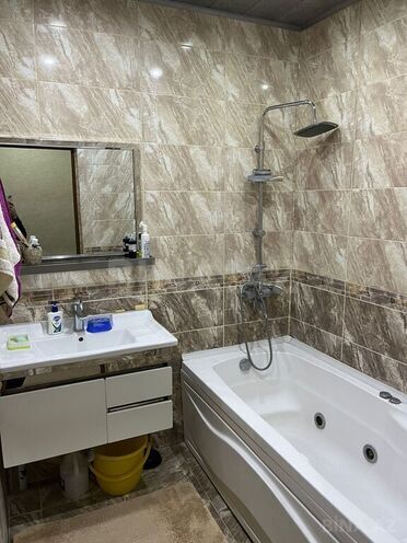 3-комн. новостройка - м. 8 ноября - 140 м² (24)