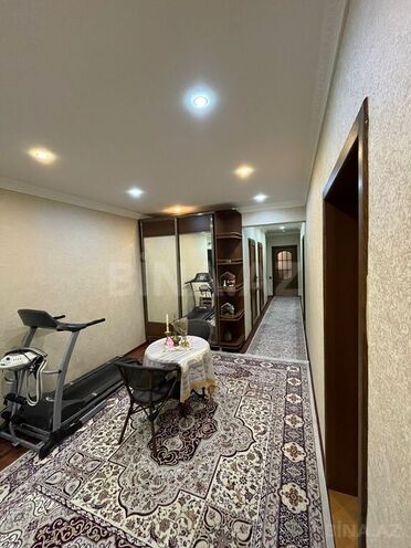 3-комн. новостройка - м. 8 ноября - 140 м² (16)