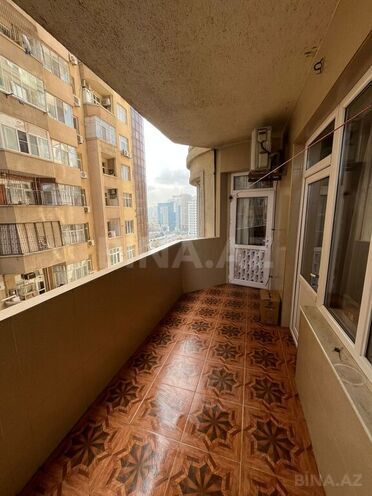 3-комн. новостройка - м. 8 ноября - 140 м² (20)