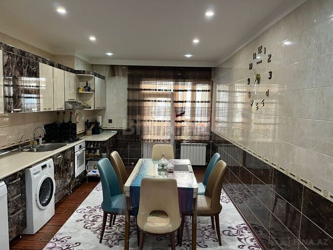 3-комн. новостройка - м. 8 ноября - 140 м² (13)