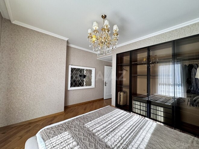 3-комн. новостройка - м. 28 мая - 150 м² (15)