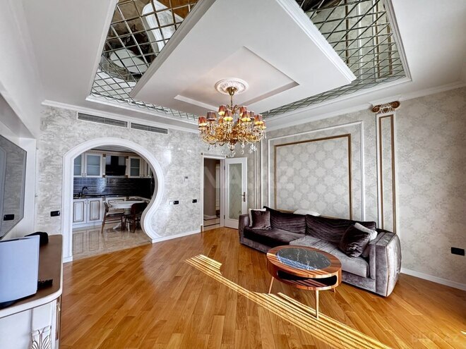 3-комн. новостройка - м. 28 мая - 150 м² (9)