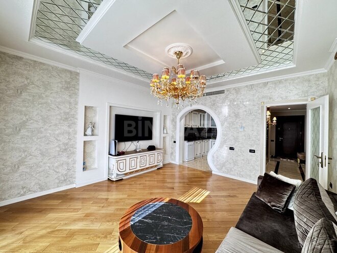 3-комн. новостройка - м. 28 мая - 150 м² (8)