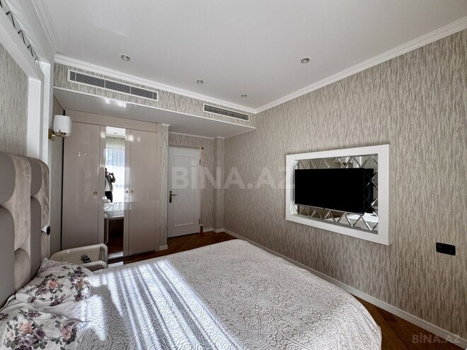 3-комн. новостройка - м. 28 мая - 150 м² (18)