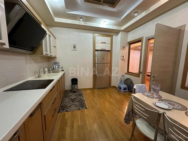 4-комн. новостройка - м. Шах Исмаил Хатаи - 190 м² (20)