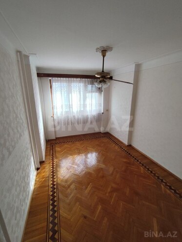3-комн. вторичка - м. Нефтчиляр - 80 м² (3)