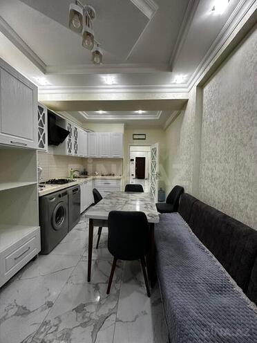 3-комн. новостройка - Ясамальский р. - 130 м² (1)