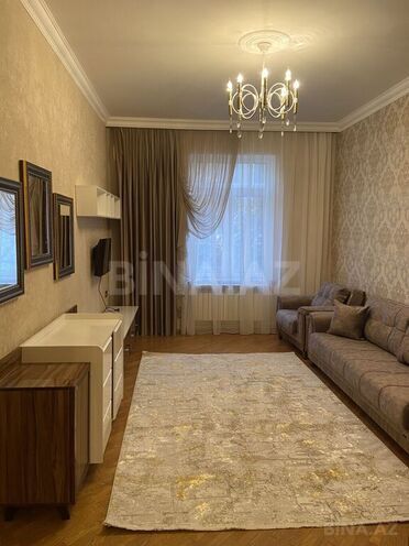2-комн. вторичка - м. 28 мая - 70 м² (1)