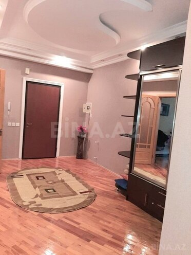 3-комн. новостройка - м. 28 мая - 172 м² (2)