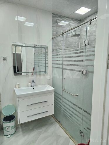 3-комн. новостройка - м. 8 ноября - 107 м² (26)
