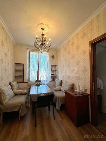 9 otaqlı həyət evi/bağ evi - Xocəsən q. - 220 m² (7)