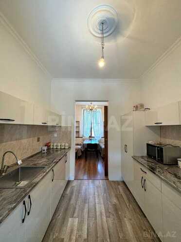9 otaqlı həyət evi/bağ evi - Xocəsən q. - 220 m² (8)