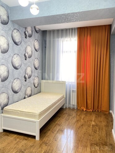 3-комн. новостройка - м. Иншаатчылар - 130 м² (30)
