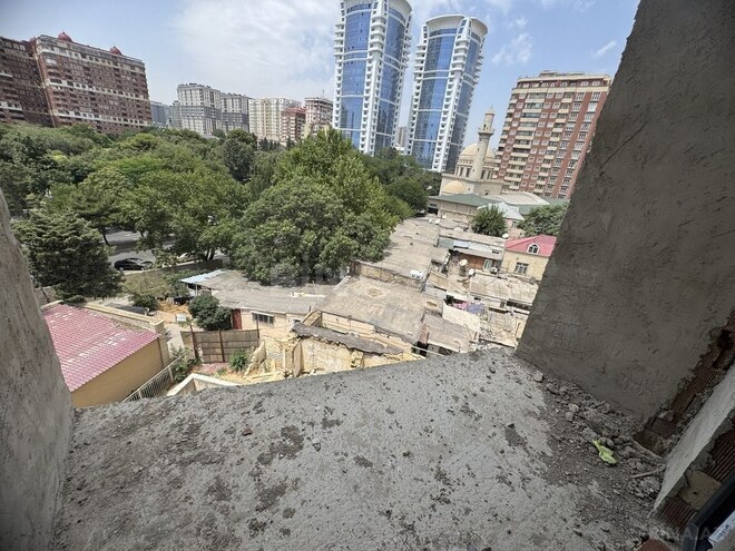 3 otaqlı yeni tikili - Nizami m. - 153 m² (24)