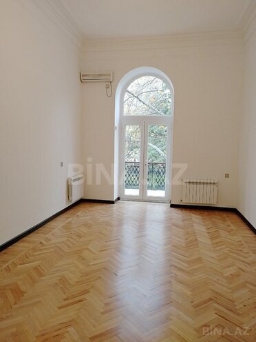 Obyekt - Nizami m. - 120 m² (1)