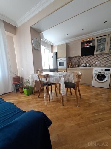 3-комн. вторичка - м. Элмляр Академиясы - 105 м² (11)