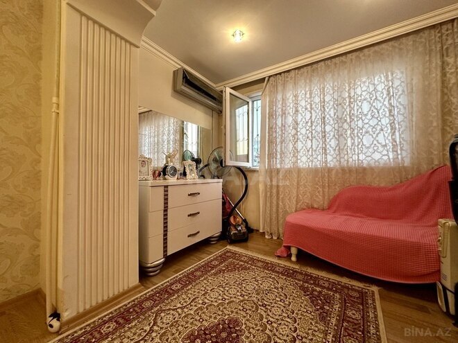 3-комн. вторичка - м. Нефтчиляр - 70 м² (4)