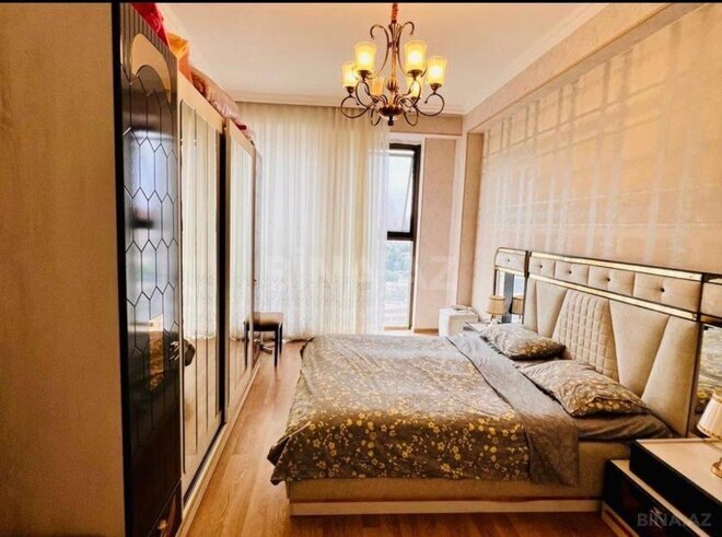3-комн. новостройка - м. 28 мая - 105 м² (7)