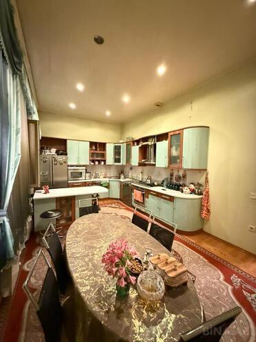 Satılır 10 otaqlı həyət evi/bağ evi 1 100 m², Azadlıq Prospekti m., photo 7 from 31