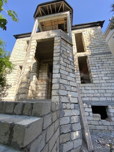 8-комн. дом/дача - пос. Сахиль - 250 м² (7)