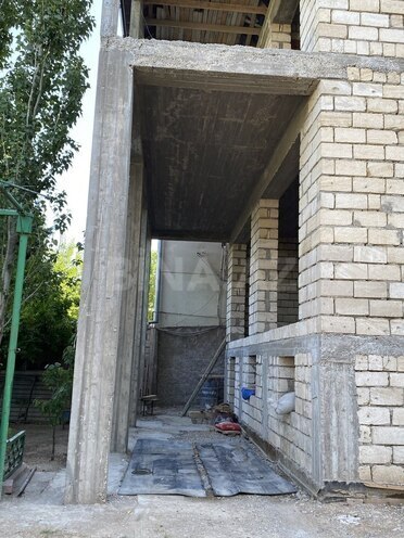 8-комн. дом/дача - пос. Сахиль - 250 м² (14)