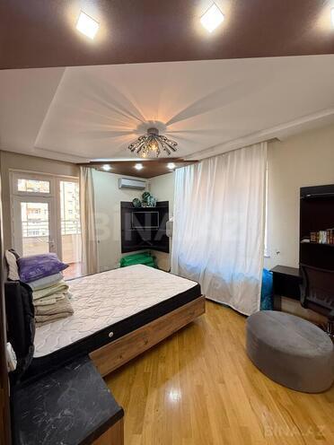 4-комн. новостройка - м. Иншаатчылар - 150 м² (12)
